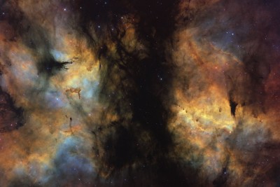 butterfly nebula in sadr SHO final.jpg