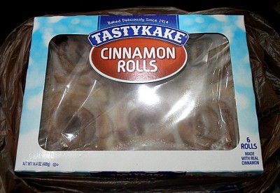 cinnamon rolls2.jpg